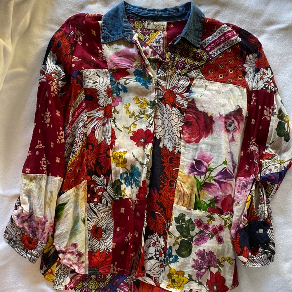 Button down, sheer, floral blouse with denim collar, size L